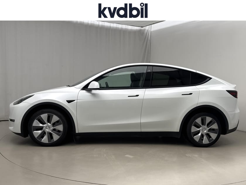 Bild 2 av Tesla Model Y Long Range AWD Dual Motor Värmepump Drag