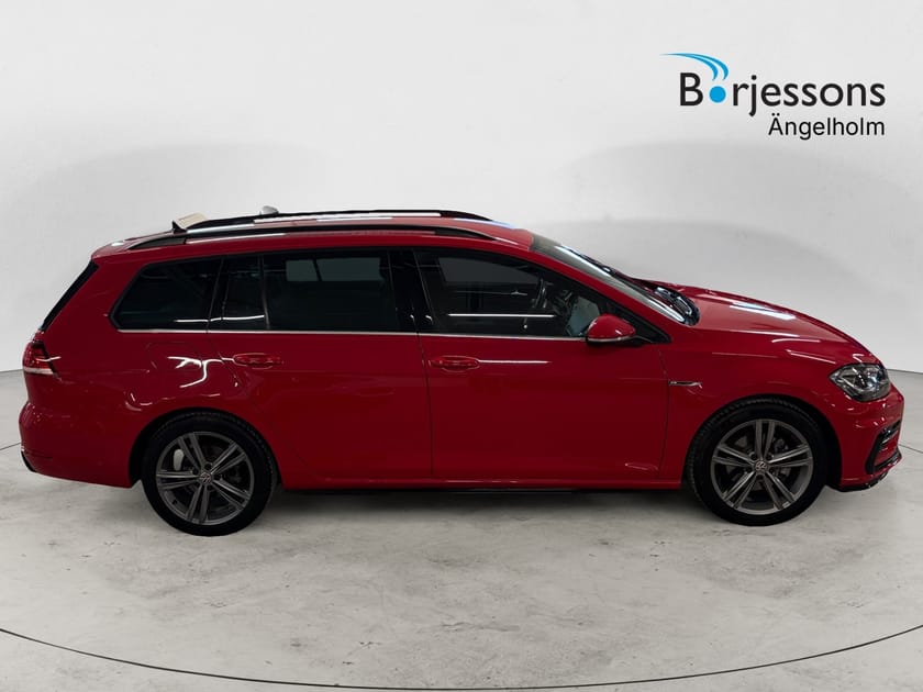 Bild 2 av Volkswagen Golf Sportscombi 1,5 TSI 150 HK GT DSG R-LINE
