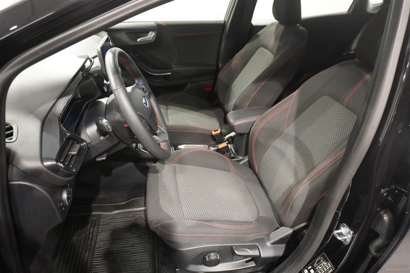 Bild 4 av Ford Puma ST-Line 1.0T EcoBoost Kamera Drag