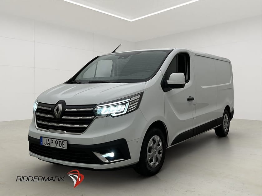 Bild 1 av Renault Trafic Skåpbil L2 Värmare LED Dragkrok CARPLAY B-Kamera MOMS