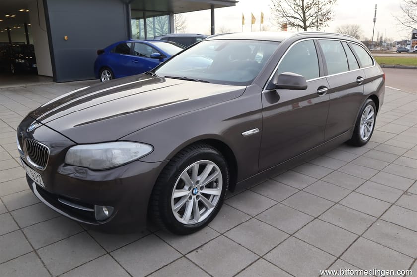 Bild 2 av BMW 520d Touring 520 5-serien RWD 184hk Dragkrok Automat Svensksåld