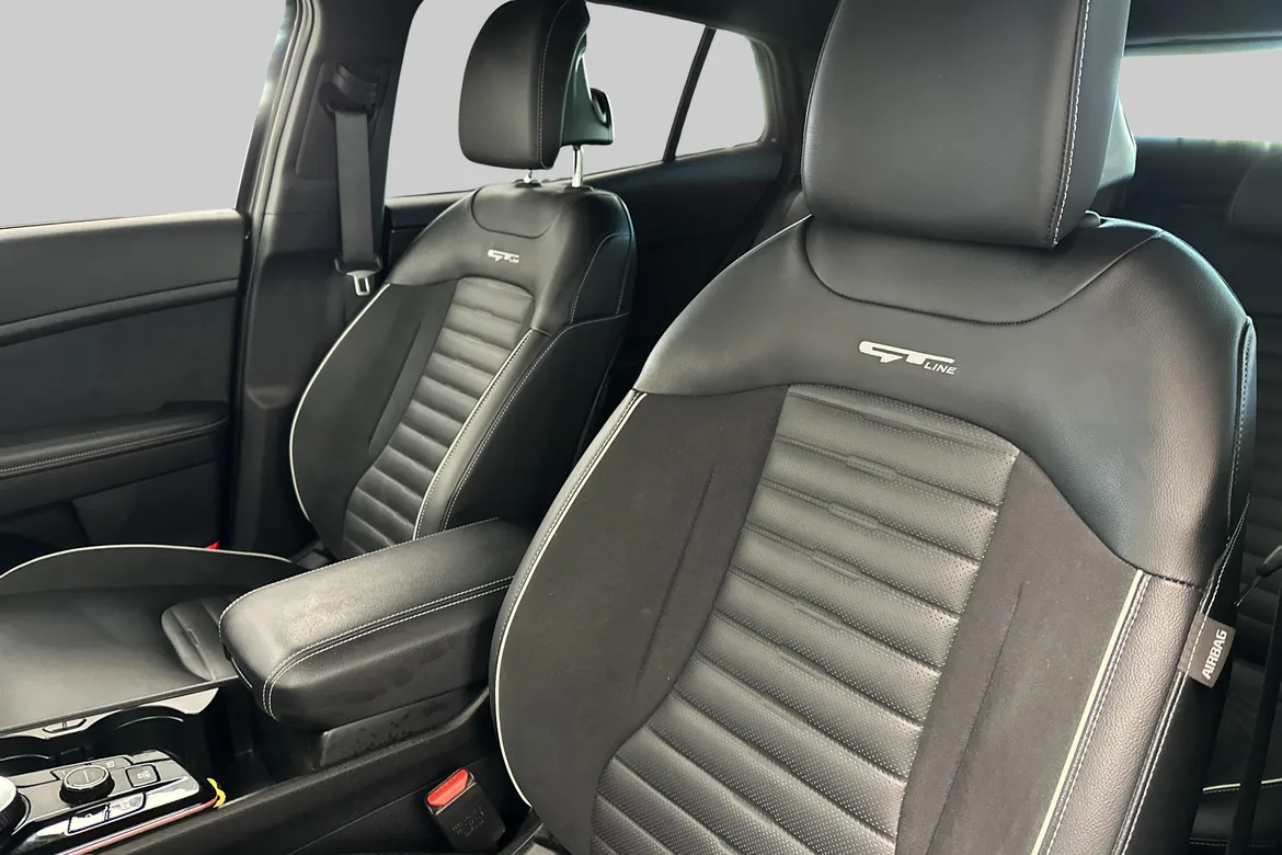 picture of a car