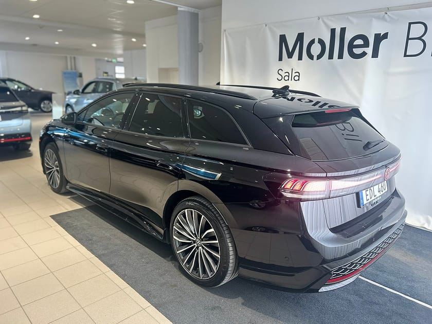 Bild 5 av Volkswagen ID.7 GTX Tourer 340hk 300 MIL|Dragkrok|360Kamera|Moms