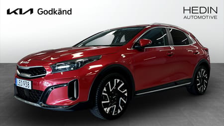 Kia XCeed Plug-in Hybrid PHEV Action