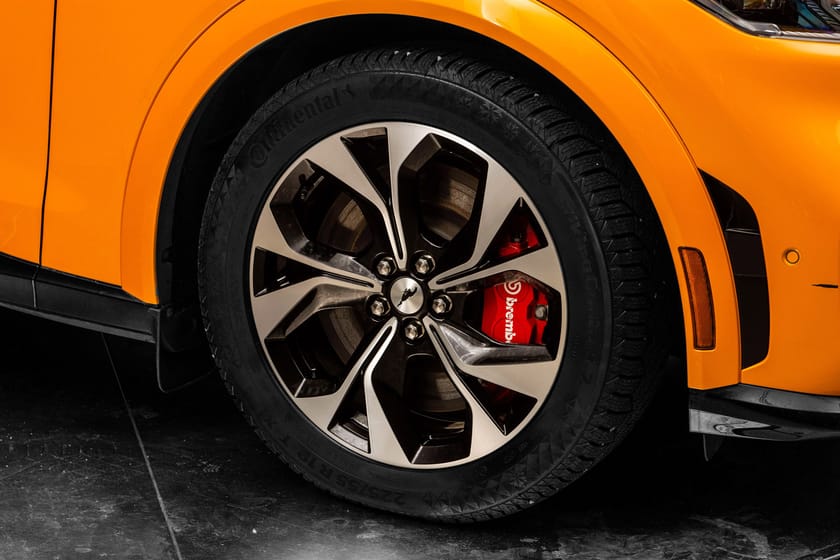 Bilde 2 av Ford Mustang Mach-E GT LR AWD