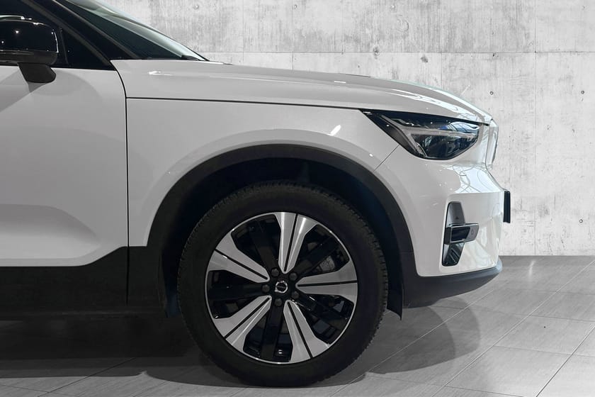 Bilde 4 av Volvo XC40 Recharge Twin Plus KROK|V.PUMPE|KLIMA.PK|ACC|19"
