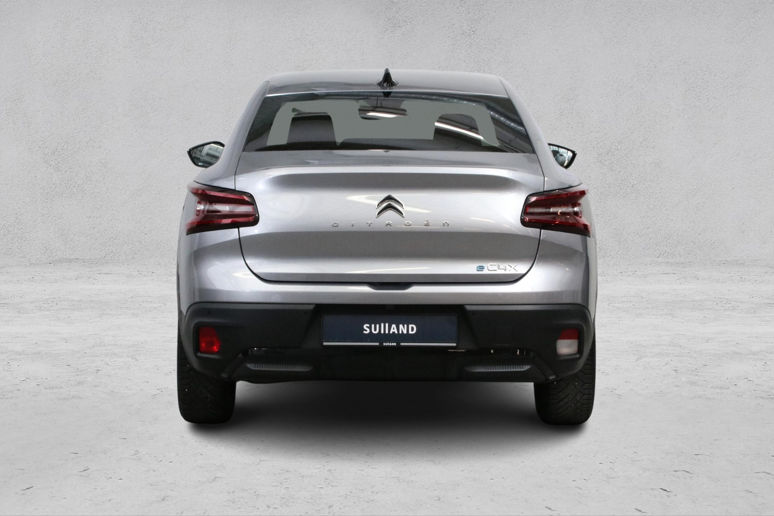 Thumnail bilde 3 av Citroën ë-C4 X