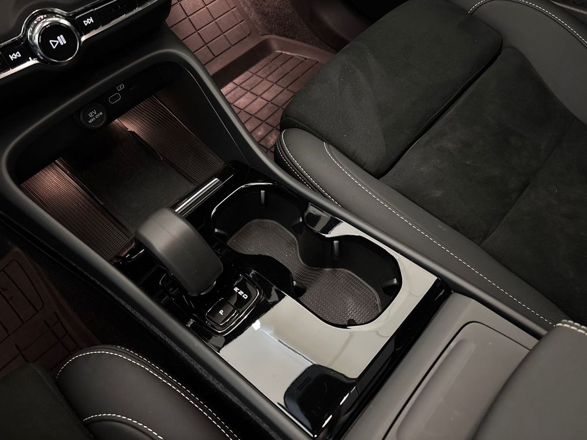 Volvo XC40 2024 - miniatyr 17