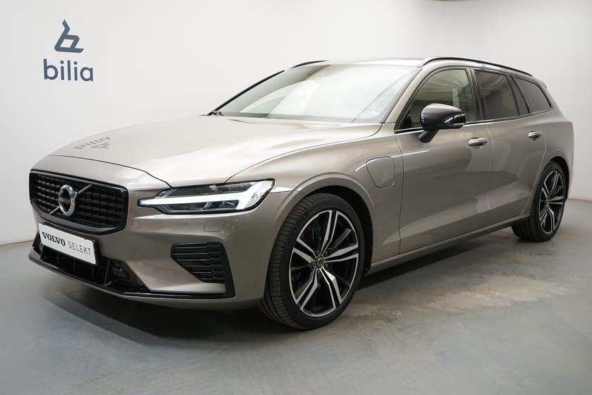 Bild 1 av Volvo V60 Recharge T8 R-Design T, Taklucka, HarmanKardon PremiumSound, Dragkrok