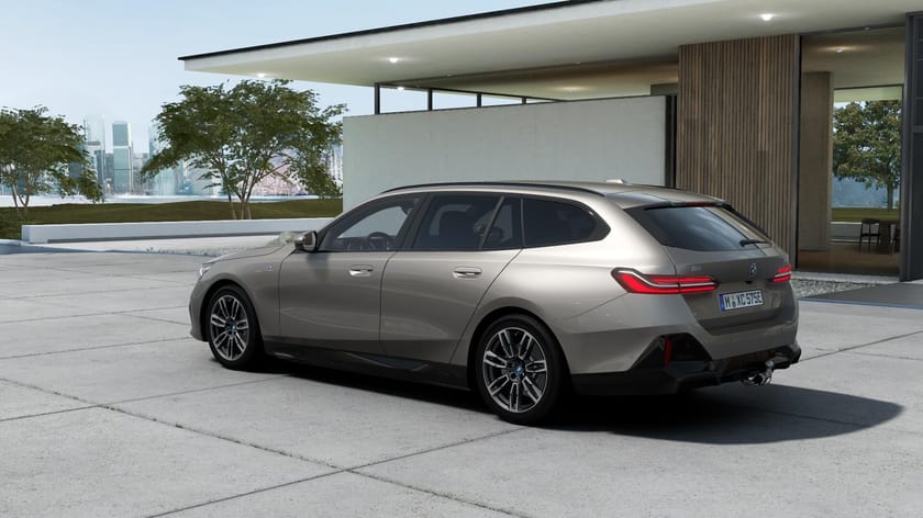 Bild 2 av BMW i5 xDrive40 Touring M-Sport Active Navi Adaptiva LED Backkamera 19