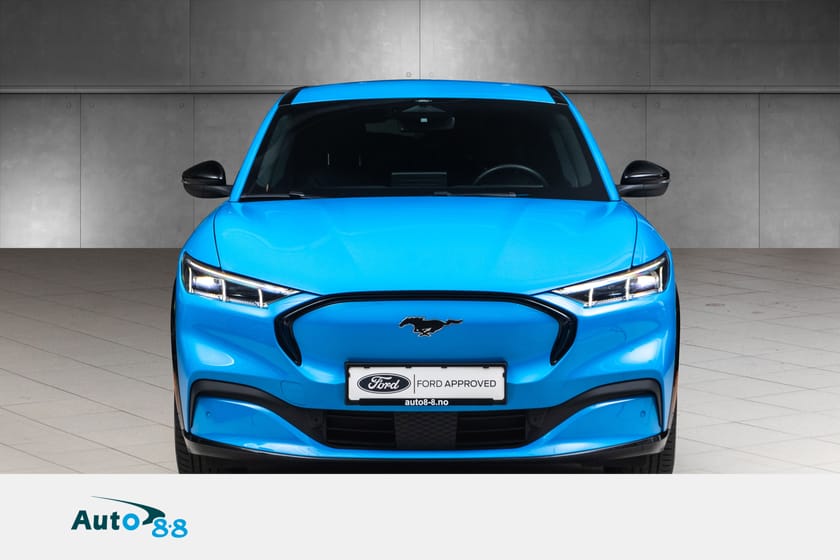 Bilde 4 av Ford Mustang Mach-E Standard Range AWD SR / LAV KM! / Hengerfeste / Sjekk denne!