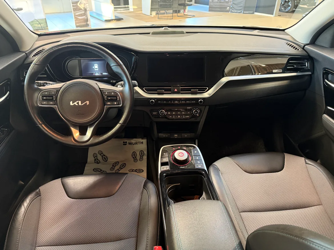picture of a car