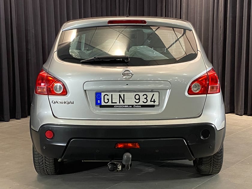 Bild 2 av Nissan Qashqai 2.0 4x4 Tekna Glastak skinn