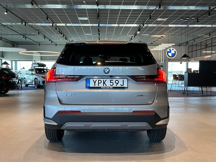 Bild 5 av BMW iX1 eDrive20 Farthållare Rattvärme Drag 4,95%