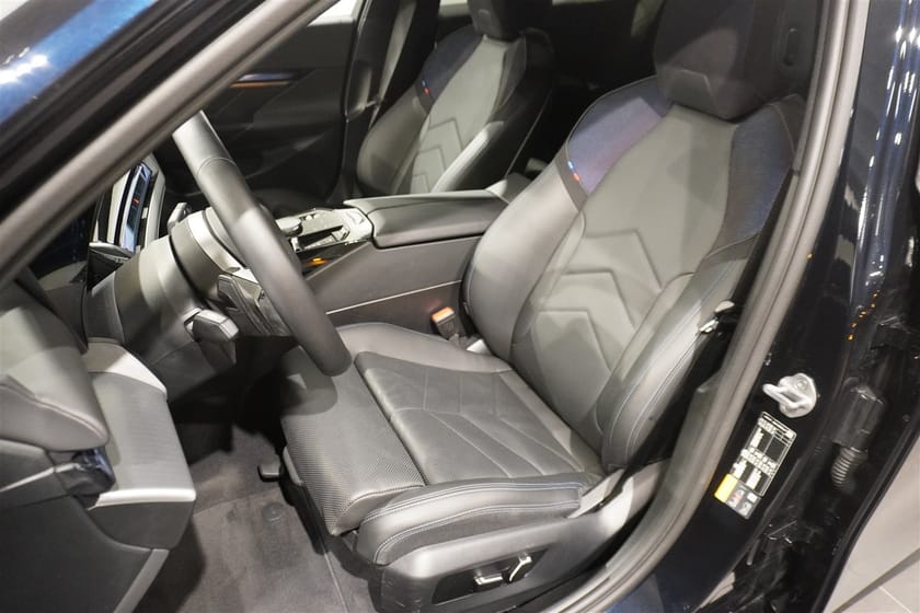 Bild 4 av BMW i5 eDrive40 Touring M Sport Business PA H K DA Drag