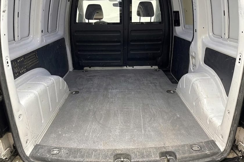 Bild 5 av Volkswagen Caddy Van Skåp 2.0 TDI Aut Drag Värmare PDC 102hk