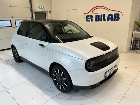 Honda E