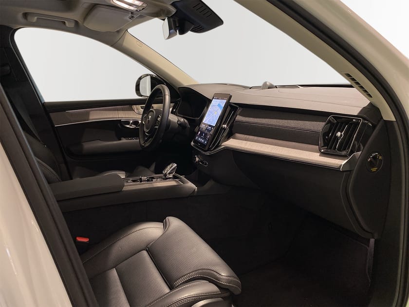 Bild 5 av Volvo XC90 7 Säten II T8 Ultra Dark/B&W/ Luftfjädring/ Dragkrok Vinterhjul