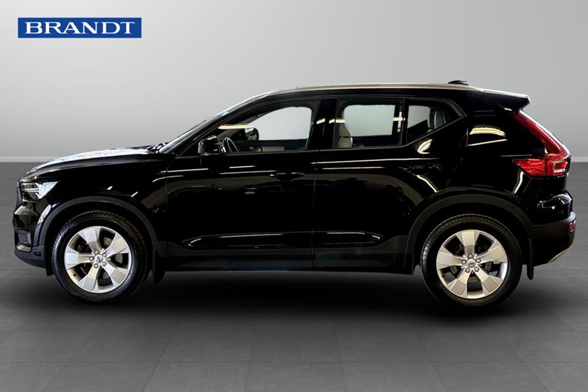 Bild 3 av Volvo XC40 T4 AWD Momentum Advanced Edition