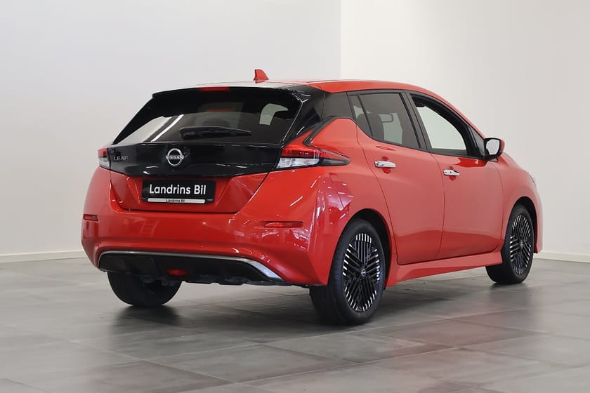 Bild 3 av Nissan Leaf 40 kWh N-Connecta Nyservad V-Hjul