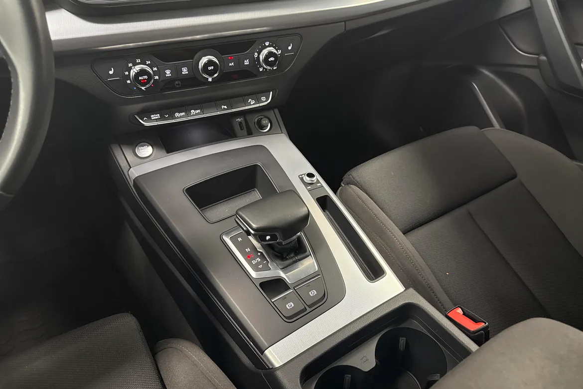 picture of a car
