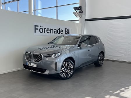 BMW X3 30e xDrive 4,95 ränta H/K Drag 20" Adpt Farth Rattvärme