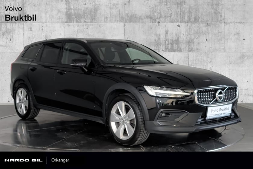 Bilde 1 av Volvo V60 Cross Country D4 - 190 Hk - AWD - Skinn - H.feste - Webasto - LEDbar