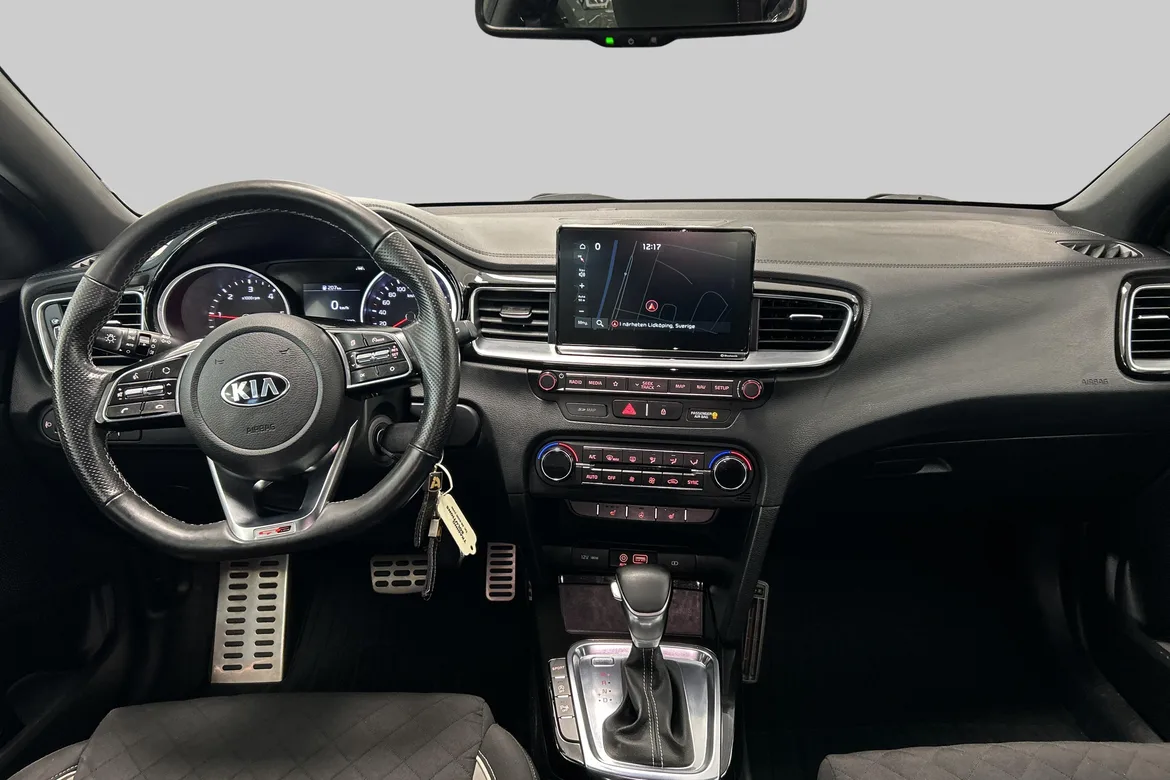 picture of a car