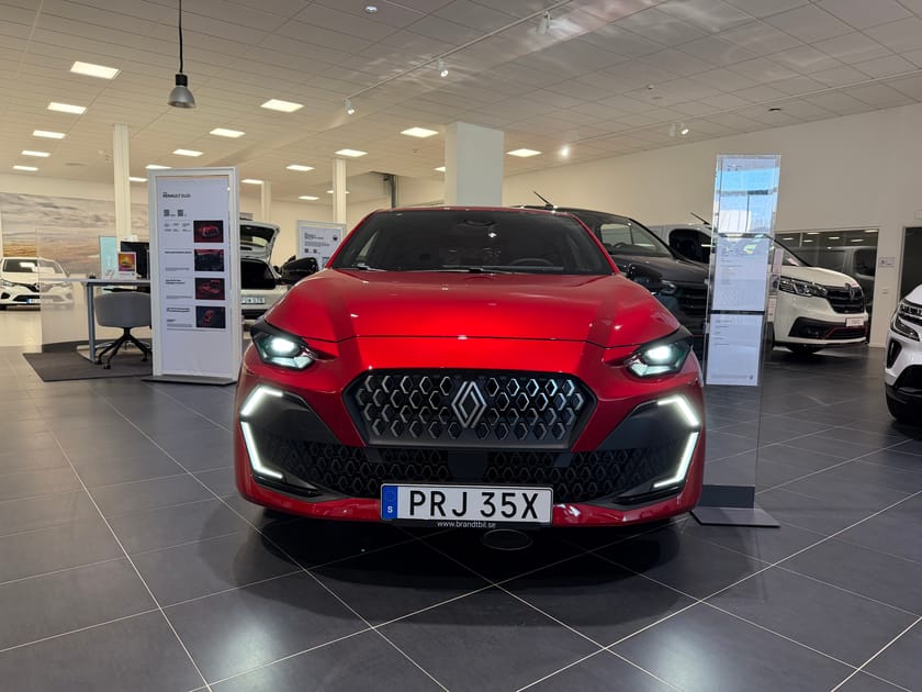 Bild 5 av Renault Clio TCe 115 techno 5-d, Automat, Privatleasing fr.3990:- 5000:- PRESENTKORT HOTELLVISTELSE VID KÖP AV NY RENAULTT