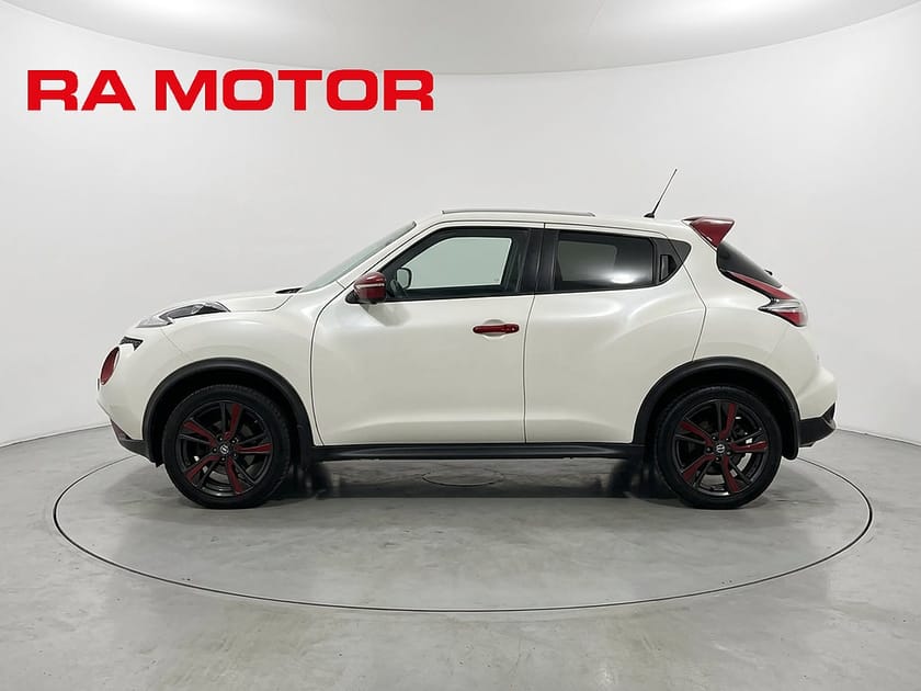 Bild 2 av Nissan Juke Tekna 1.6 190hk 4x4 XTRONIC | Taklucka | 360° | Navi |