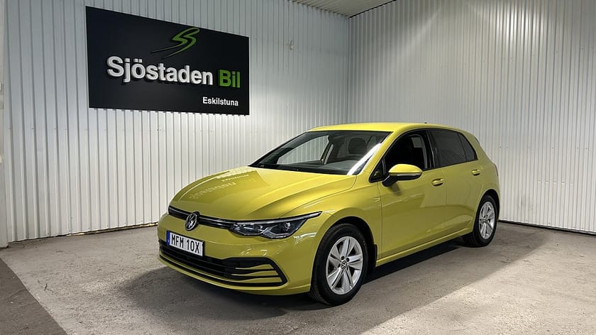 Bild 1 av Volkswagen Golf 1.5 eTSI ACT OPF Base 150hk Värmare Kamera Massage