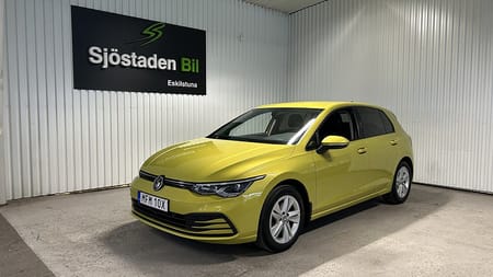 Volkswagen Golf 1.5 eTSI ACT OPF Base 150hk Värmare Kamera Massage