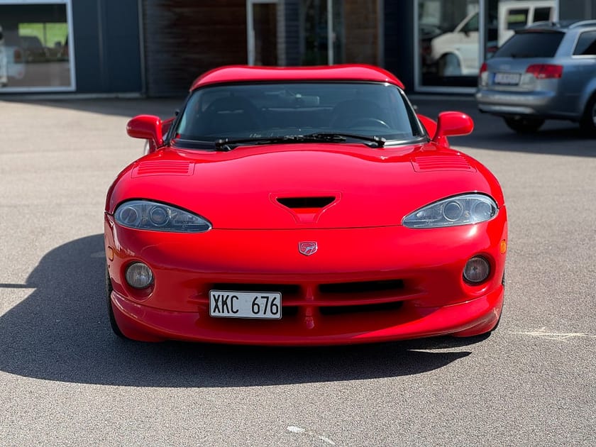 Bild 3 av Dodge Viper RT/10 8.0 V10 Manuell 456hk *Hardtop / Soft top*