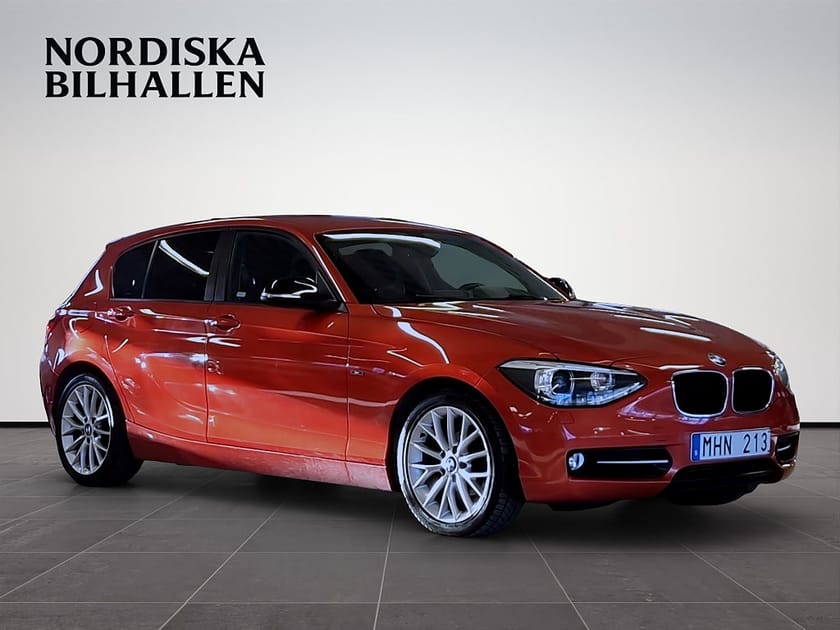 Bild 1 av BMW 118d 5-dörrars Steptronic Sport line Nyservad P-sensor