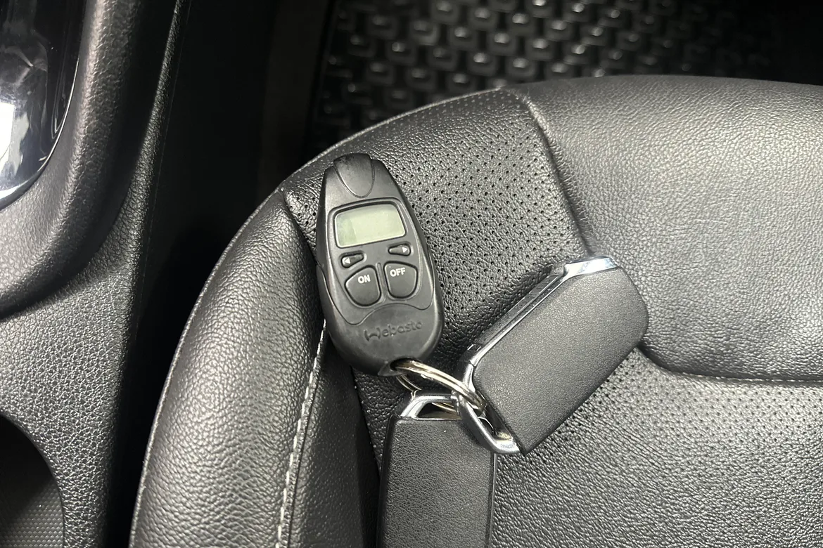 picture of a car