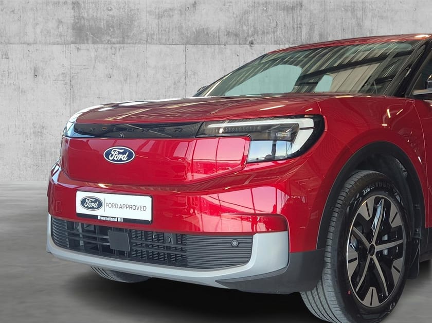 Bilde 2 av Ford Explorer EV Extended Range AWD Select AWD/HUD/Varmepumpe/Krok/360