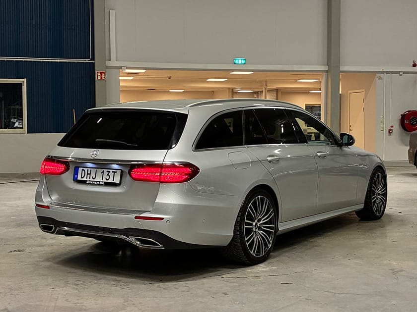 Bild 4 av Mercedes-Benz AMG Line | Widescreen | Navi | Drag | Värmare
