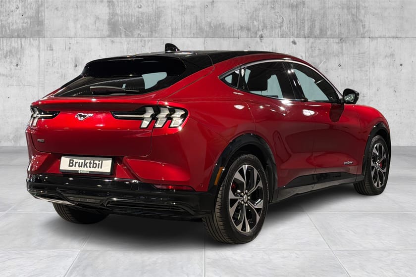 Bilde 5 av Ford Mustang Mach-E Long Range AWD / Krok / Panorama / B&O / 360° cam