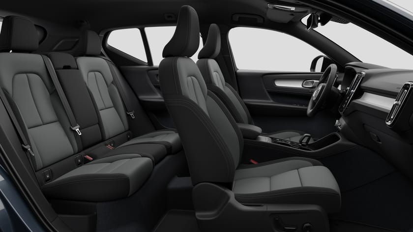 Bild 3 av Volvo XC40 B3 FWD Bensin Plus Dark