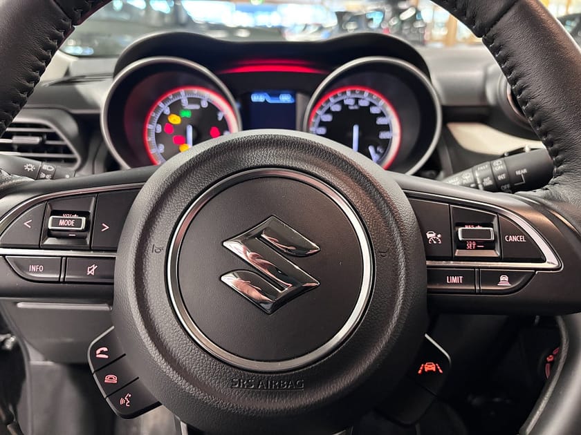 Bild 5 av Suzuki Swift Hybrid 1.2 AUT, V-hjul, B-kamera, Apple Carplay, Fri Service