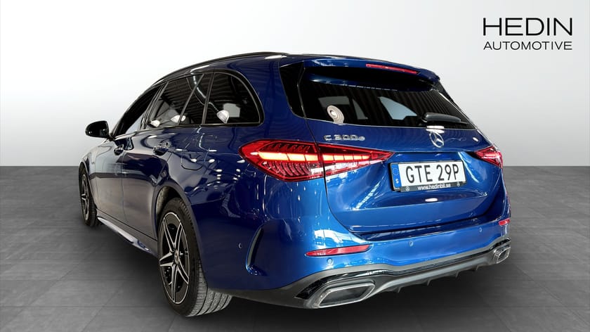 Bild 3 av Mercedes-Benz C 300 T e 313hk AMG - Nightpackage - Nav