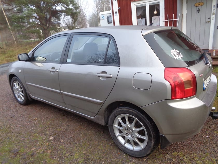 Bild 3 av Toyota Corolla TS 5-D NYBES/NYSERV/DRAG/ACC/FINANS/INBYTE