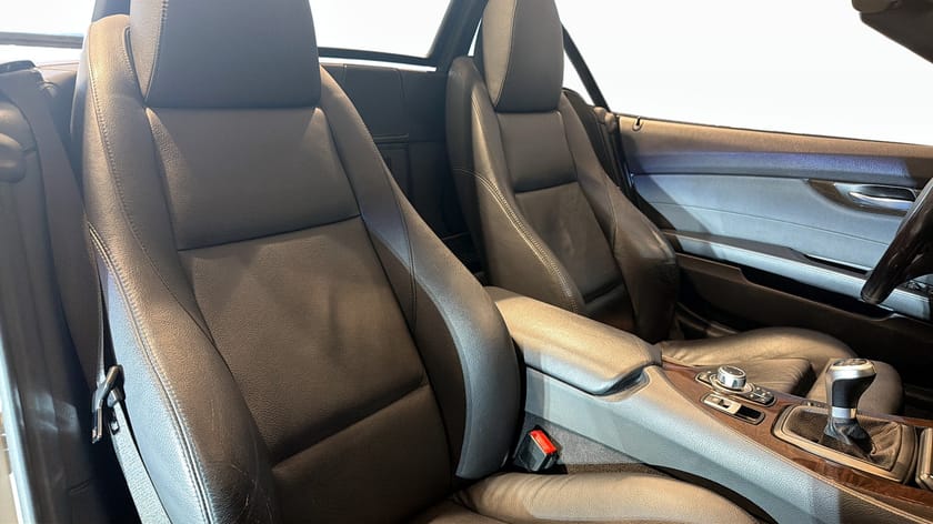 Bild 5 av BMW Z4 sDrive30i Rattvärme Elstol Navigation Komfortåtkomst