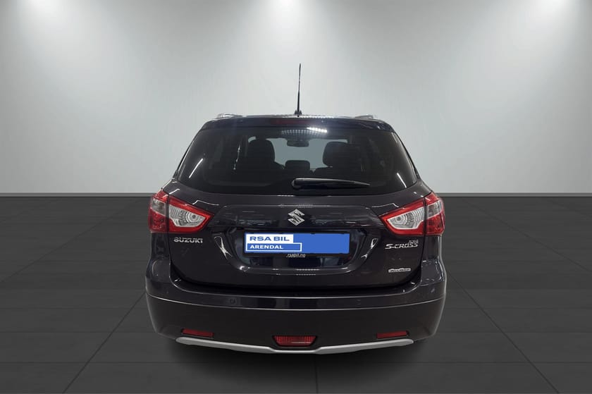 Bilde 4 av Suzuki SX4 S-Cross 4x4/ Skinn/ Manuell/ Hengerfeste