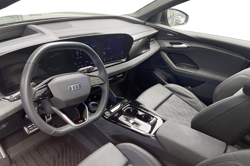 Bild 4 av Audi Q6 e-tron quattro SUV  388HK S-line Selection *Välutrustad*