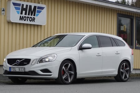 Volvo V60 D5 AWD Geartronic Momentum, R-Design SoV-hjul
