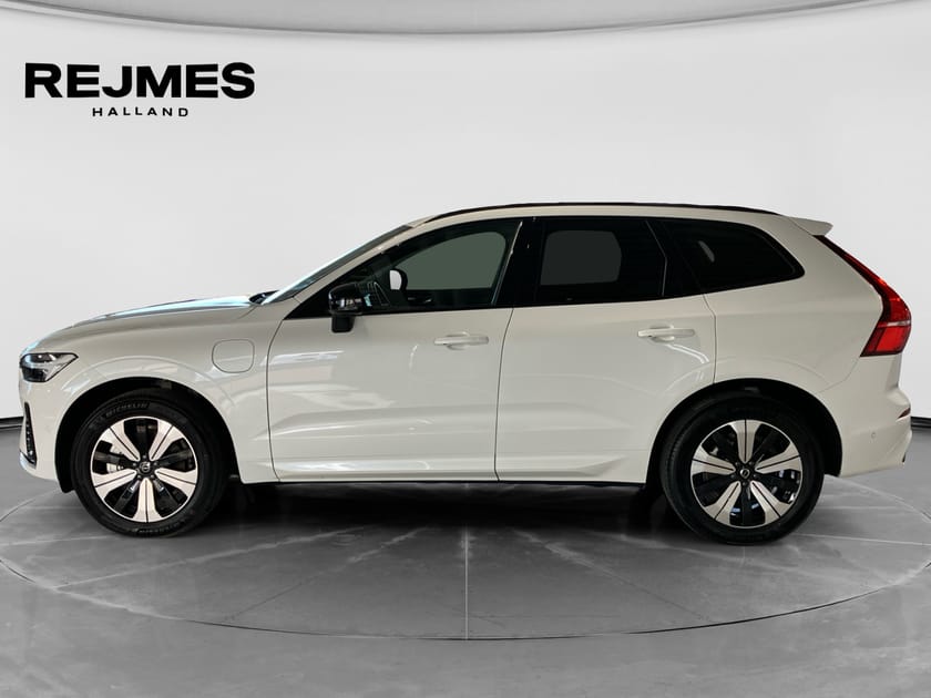 Bild 4 av Volvo XC60 T6 Plus Dark Nordic Edition | 360° | Dragkrok |