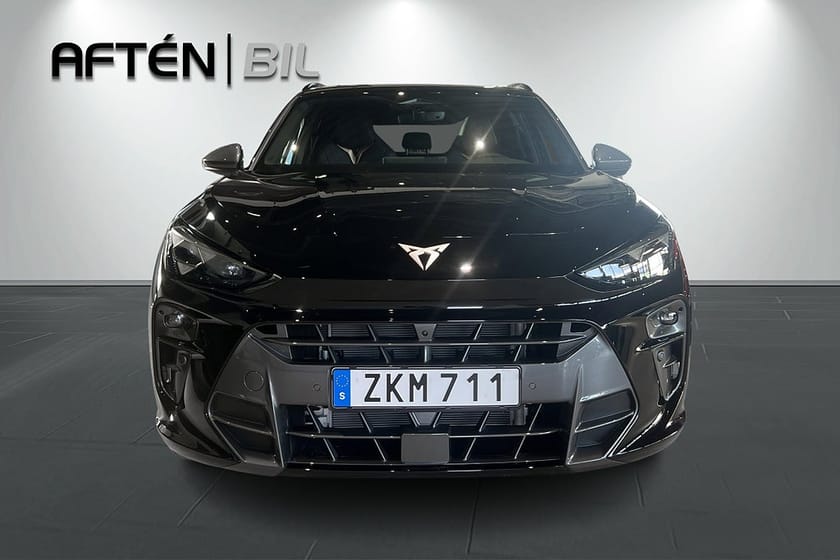 Bild 3 av CUPRA Terramar VZ e-Hybrid Plug-in 272hk|Drag, HUD,Pano Värmare Demo