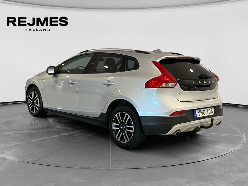 Bild 2 av Volvo V40 Cross Country D3 Business Advanced |  Programbar bränslevärmare
