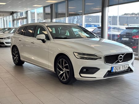 Volvo V60 D4 Geartronic Momentum H/K Pano Navi Kamera